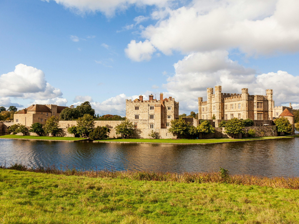 Leeds Castle, Canterbury, Dover and Greenwich Tour with River Cruise