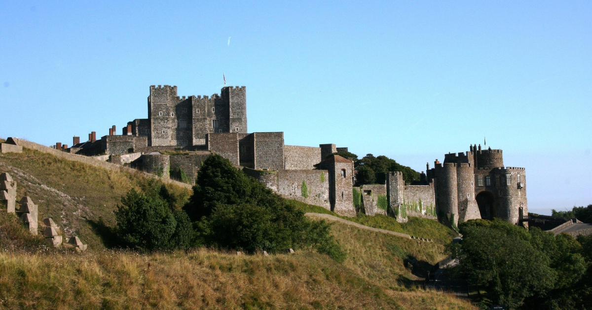 London and Heathrow Transfer to Dover with optional Dover Castle