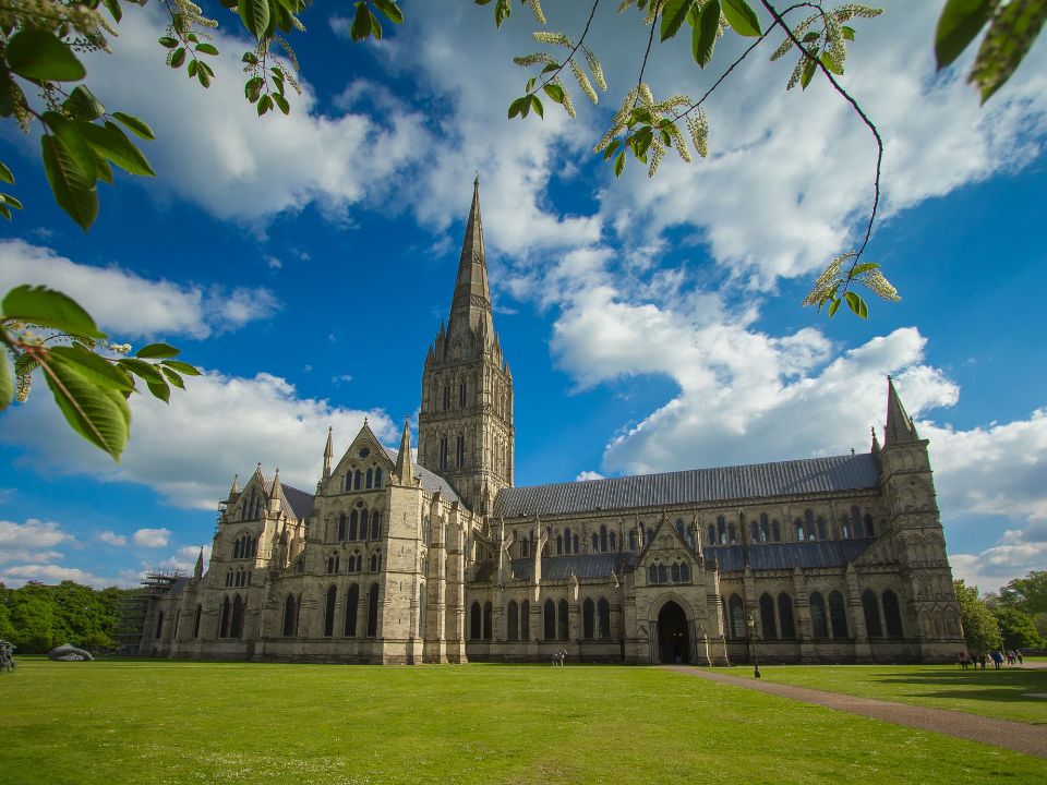 Windsor, Stonehenge and Salisbury Tour