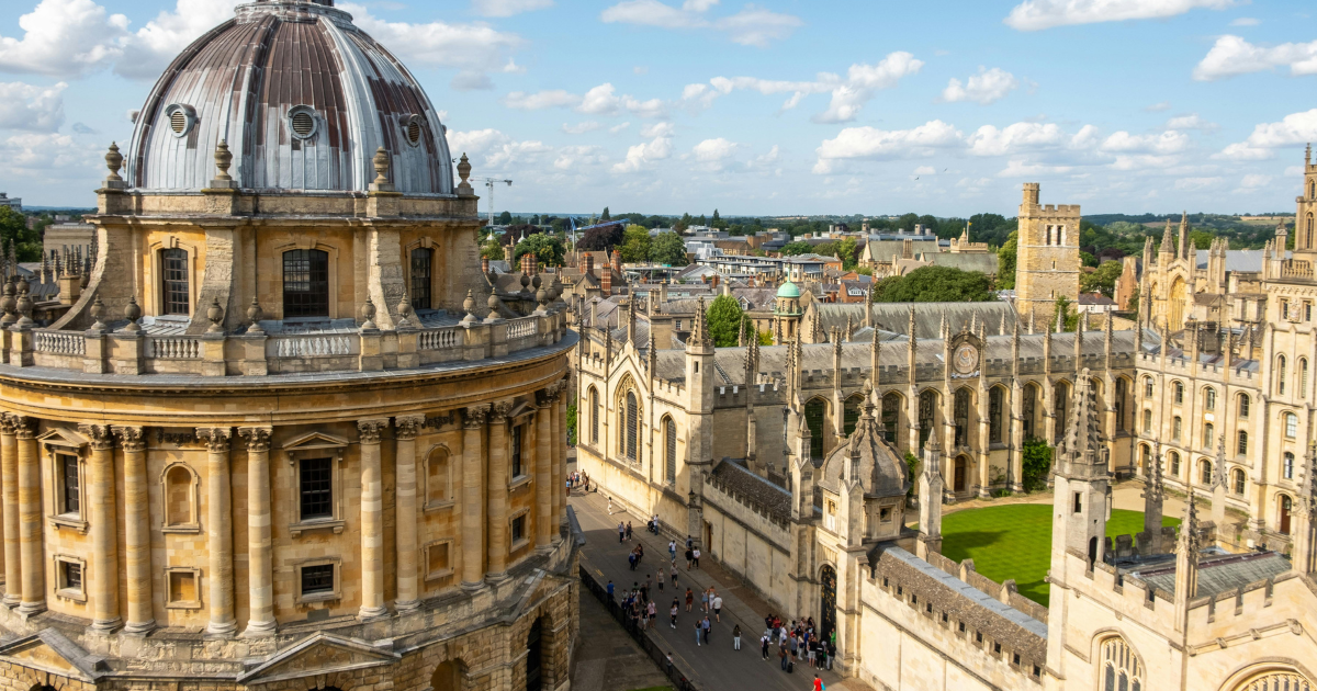 Windsor, Oxford and Stonehenge - Day Tour