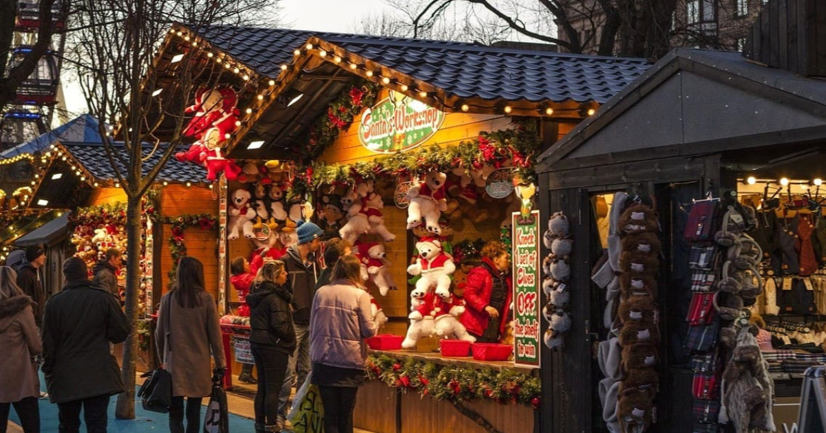 From London Historic Salisbury and Winchester Christmas Markets