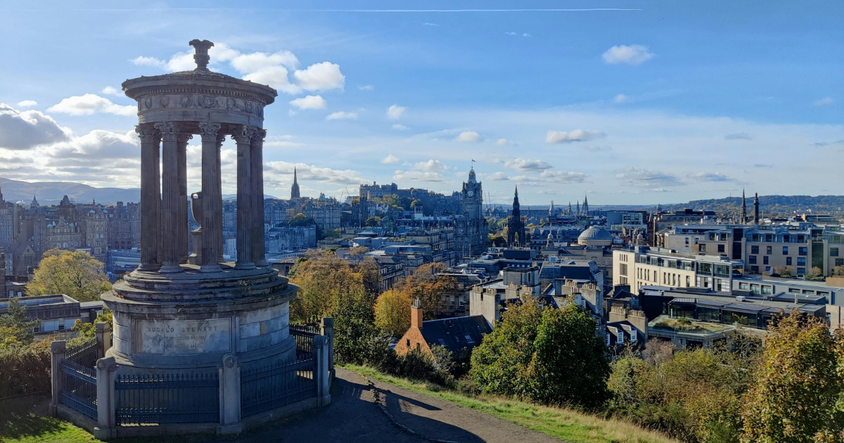 Edinburgh Day Trip from London by Train
