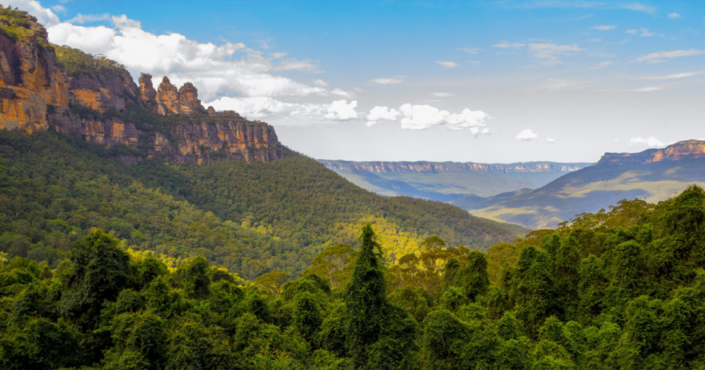 10 Day Tour of Australia with Sydney, Uluru and Cairns