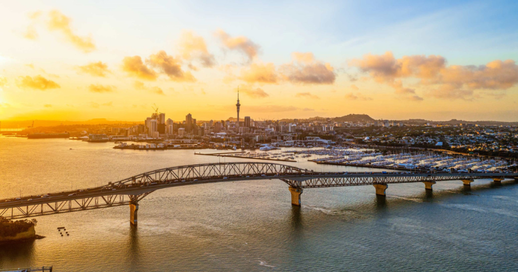 9 Day Tour of New Zealand with Auckland, Rotorua, Queenstown and Tekapo
