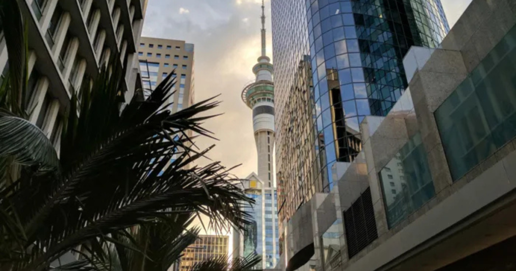 9 Day Tour of New Zealand with Auckland, Rotorua, Queenstown and Tekapo