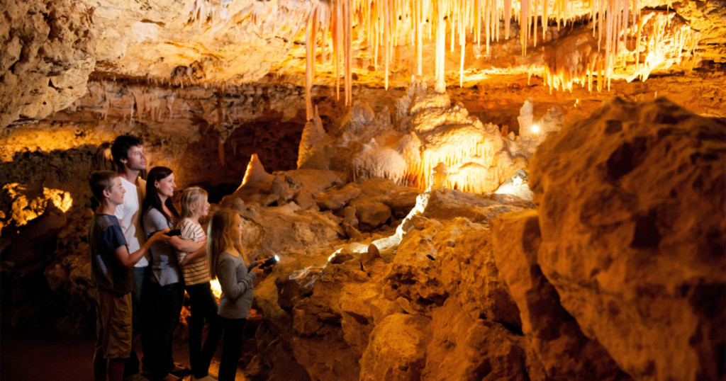 11 Day Tour of Australia from Sydney to Adelaide